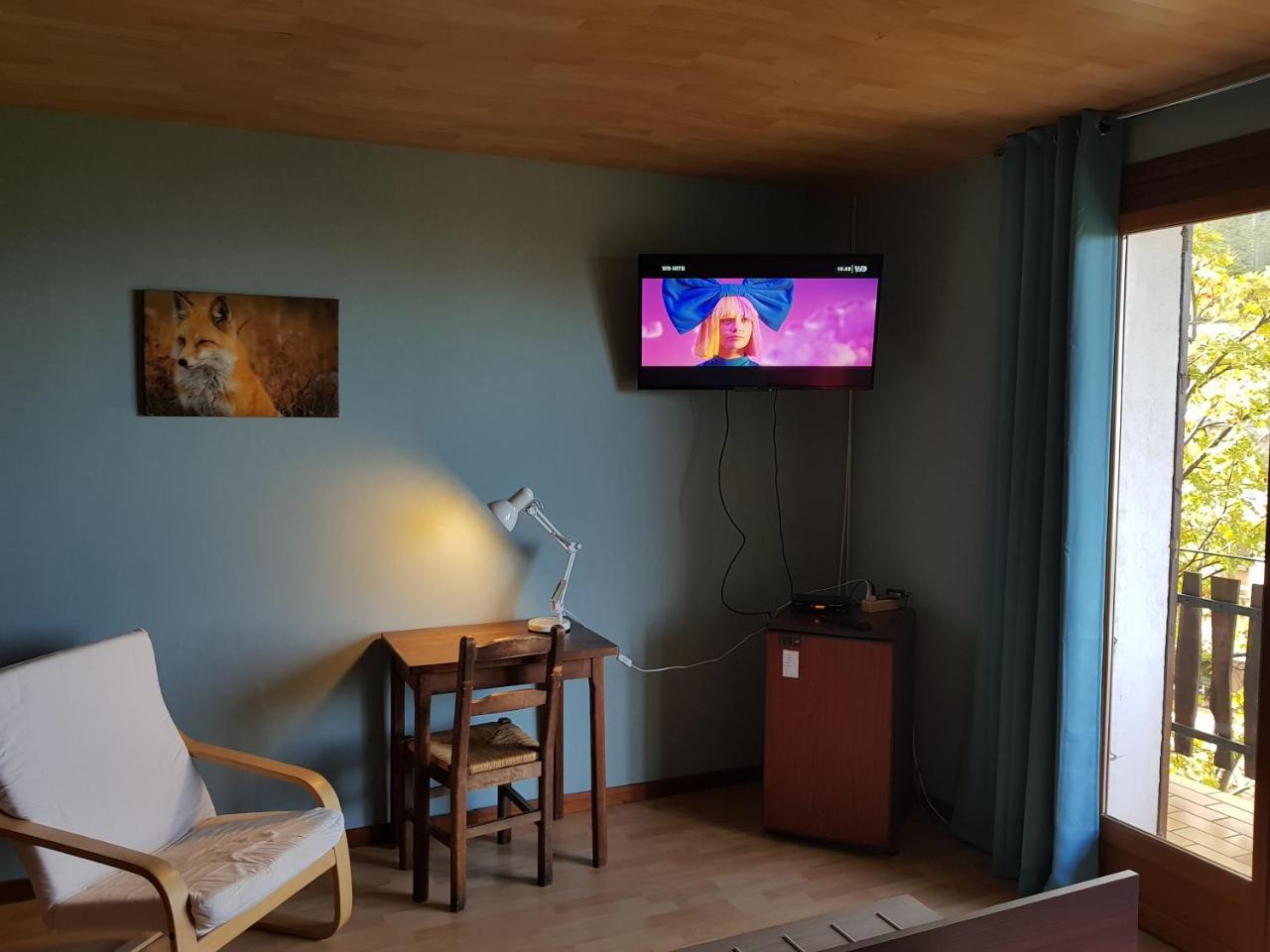 Hotel Les Chamois Ла-Боллен-Везюби Экстерьер фото